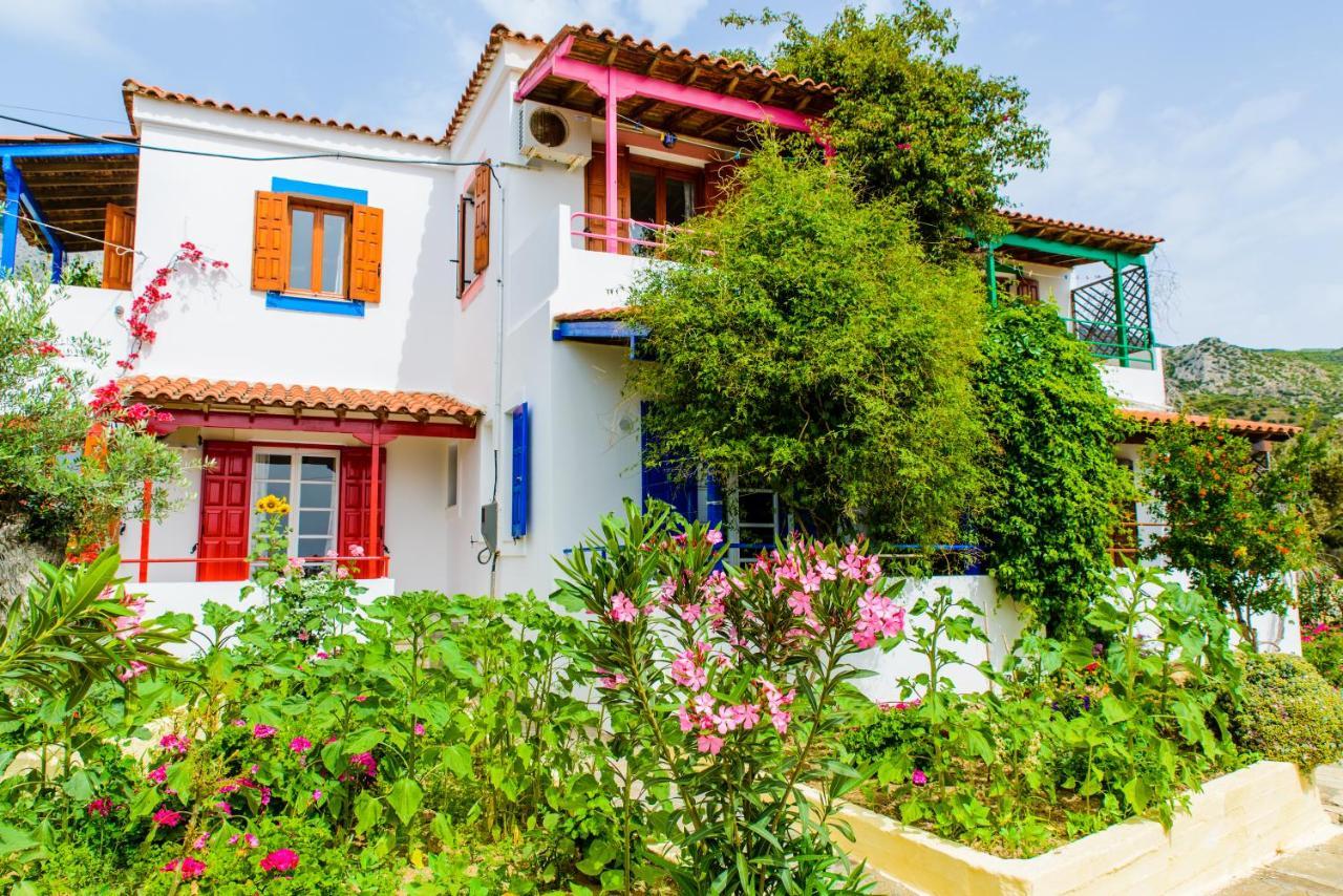 Sunflowers Apartments Marathókampos Exterior foto
